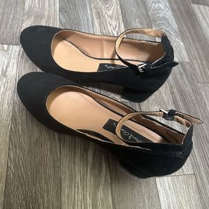 Black Heels - size 6.5
